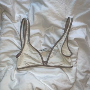 LSPACE TOP IN WHITE AND TAN TRIM REVERSIBLE